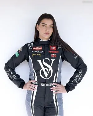 Toni Breidinger aka Tonibreidinger Nude Leaked OnlyFans - Fapgosu