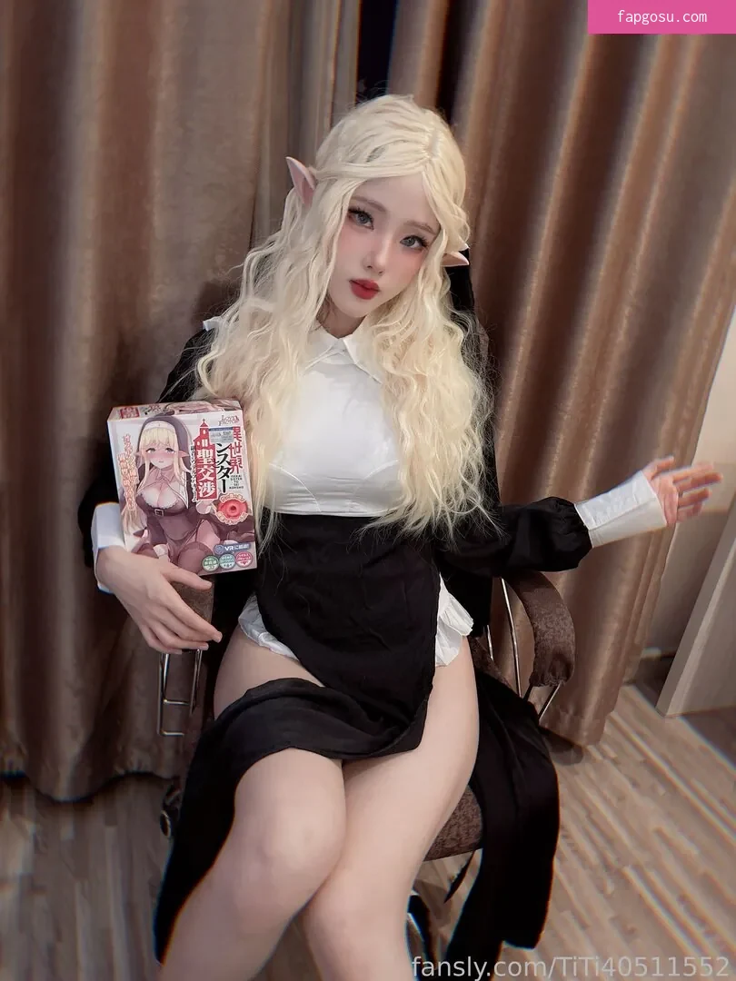 TiTi cosplay