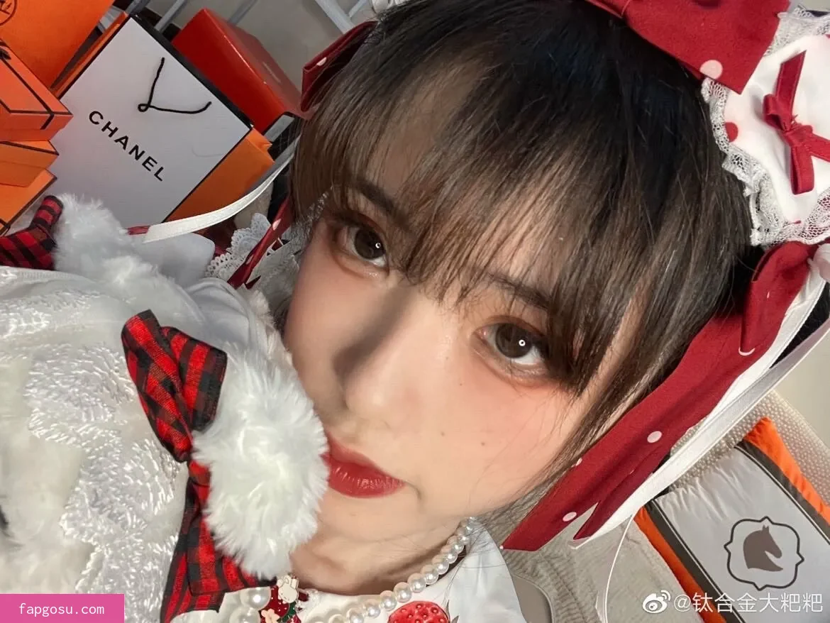 TiTi cosplay