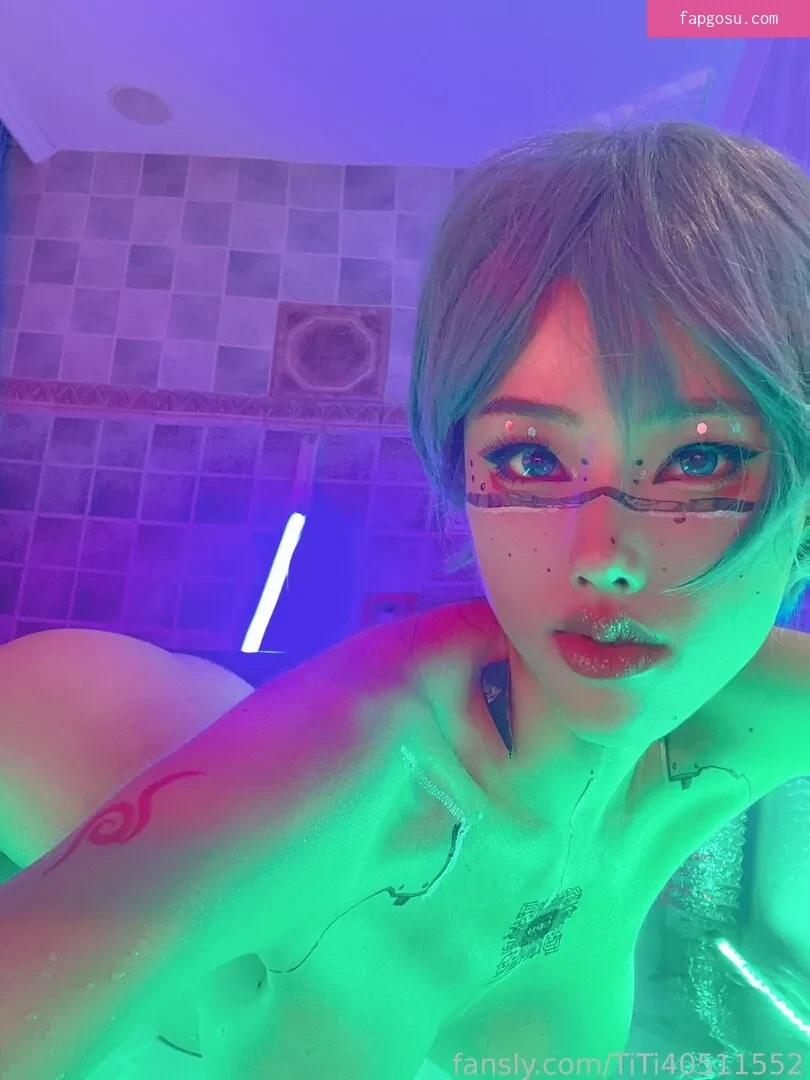 TiTi cosplay