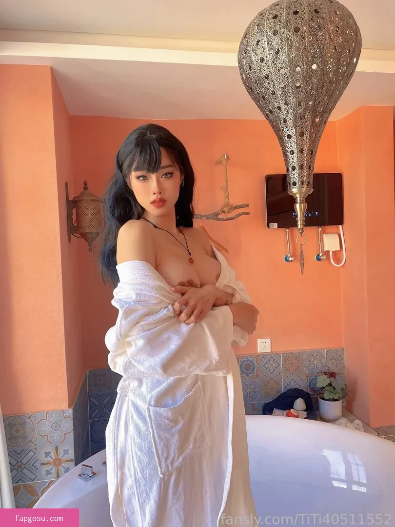TiTi cosplay