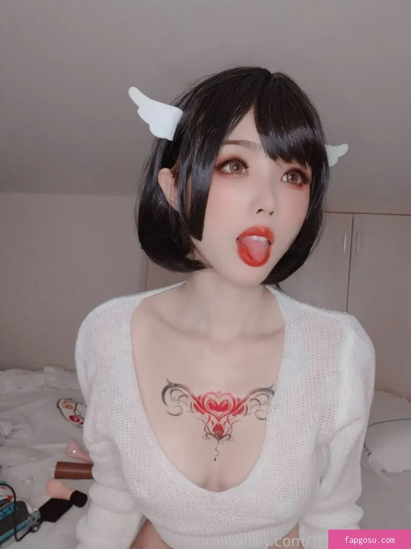 TiTi cosplay