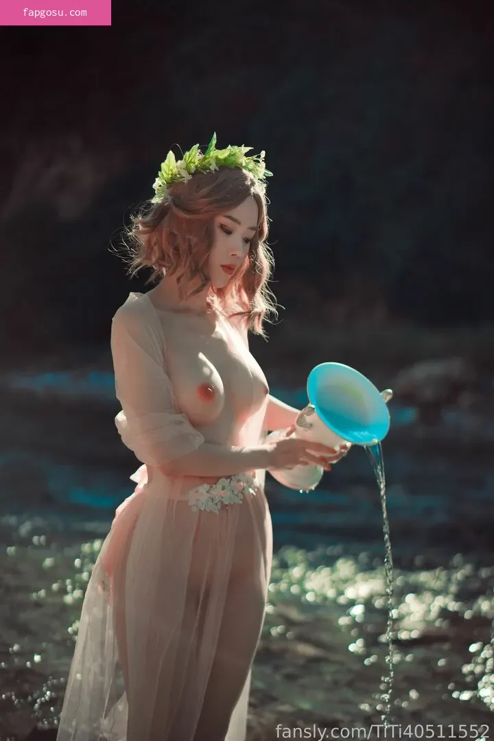 TiTi cosplay