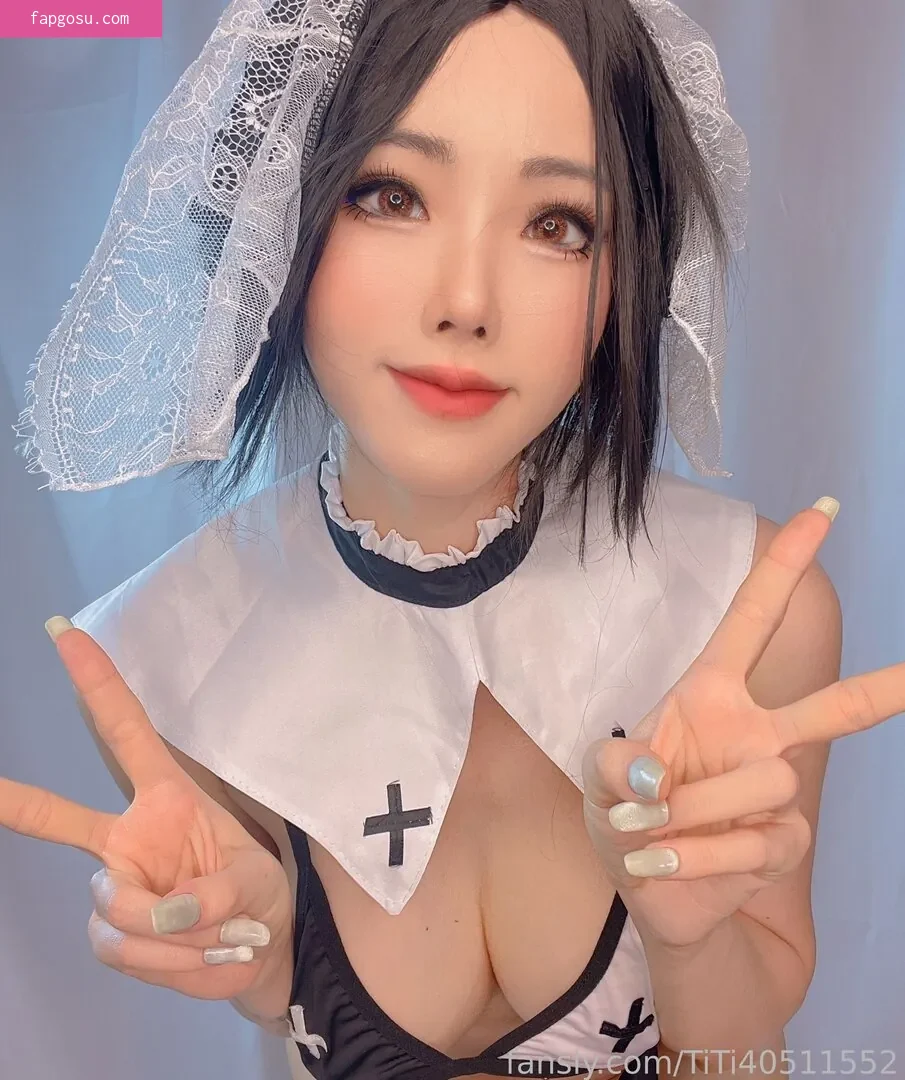 TiTi cosplay