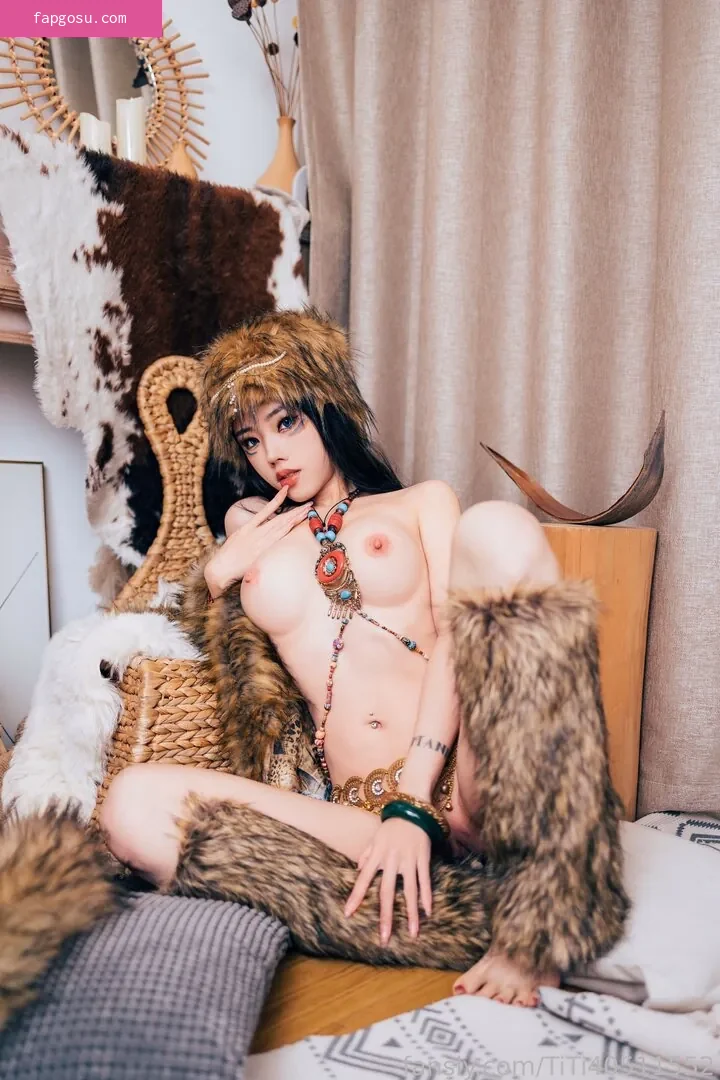 TiTi cosplay