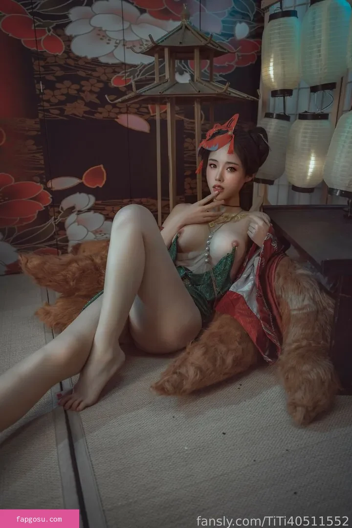 TiTi cosplay