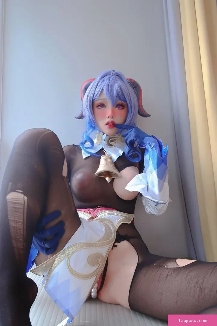 TiTi cosplay
