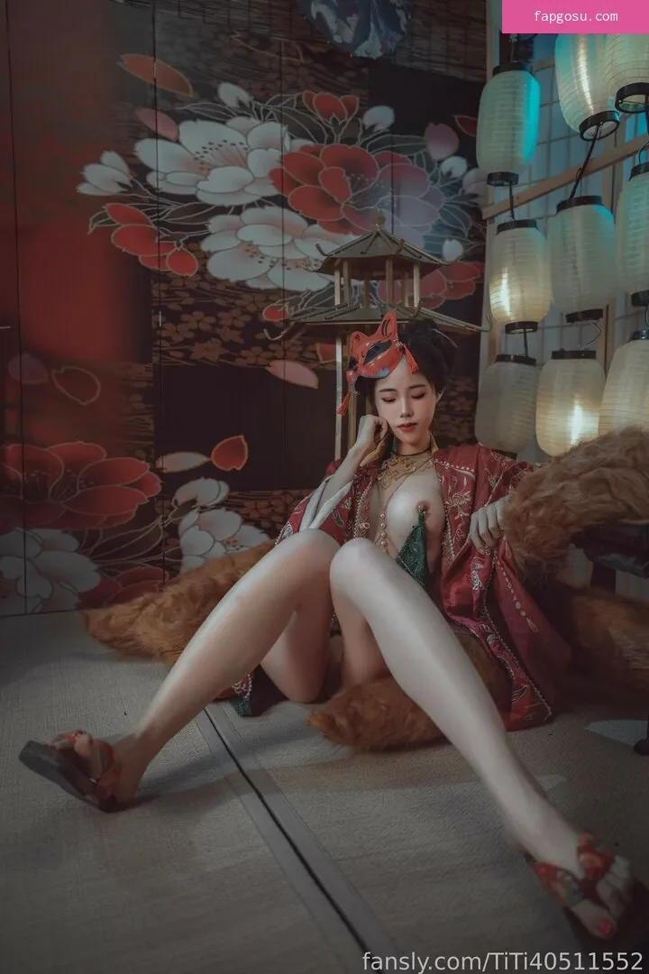 TiTi cosplay