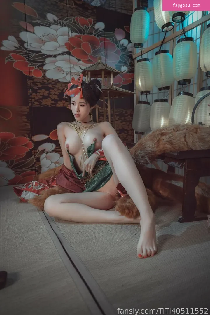 TiTi cosplay