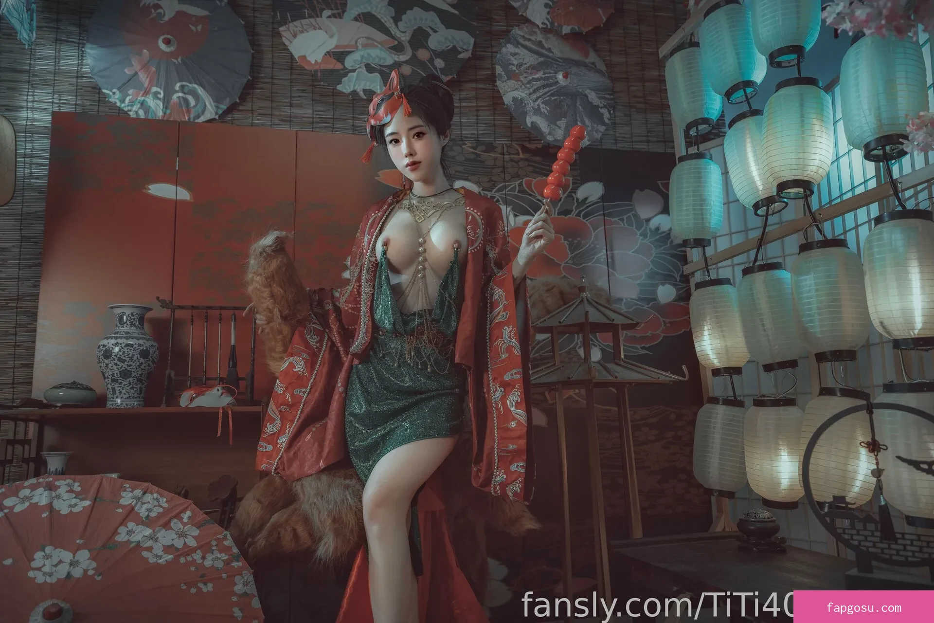 TiTi cosplay