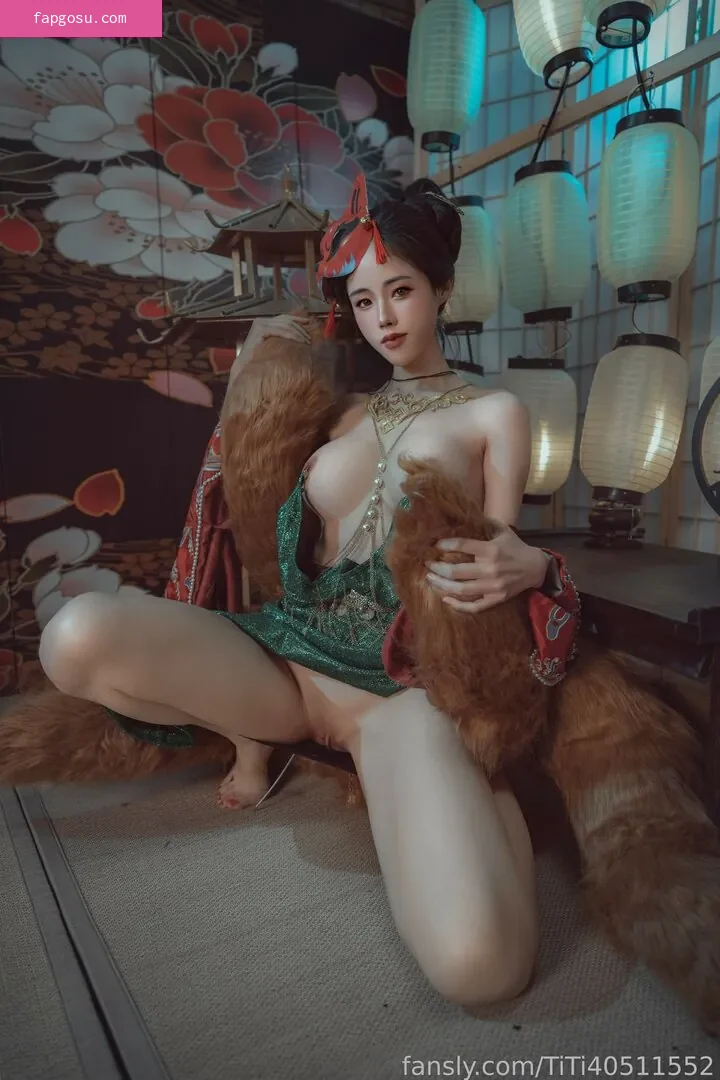 TiTi cosplay