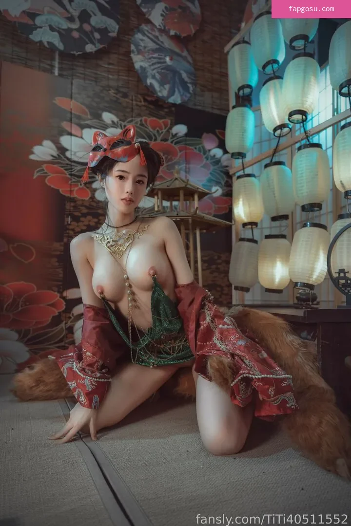 TiTi cosplay