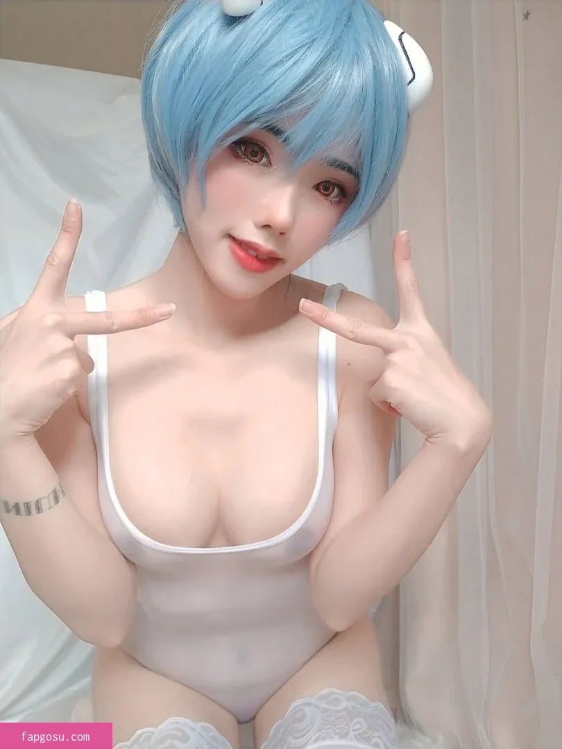 TiTi cosplay