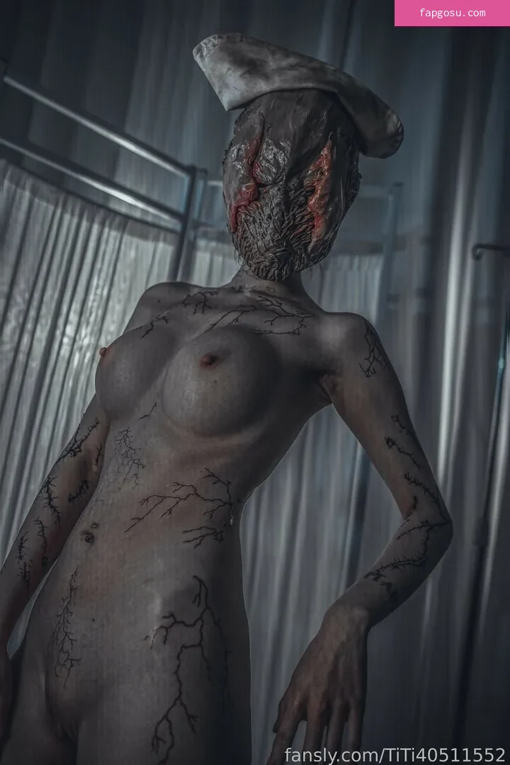 TiTi cosplay