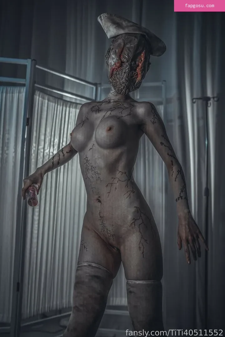 TiTi cosplay