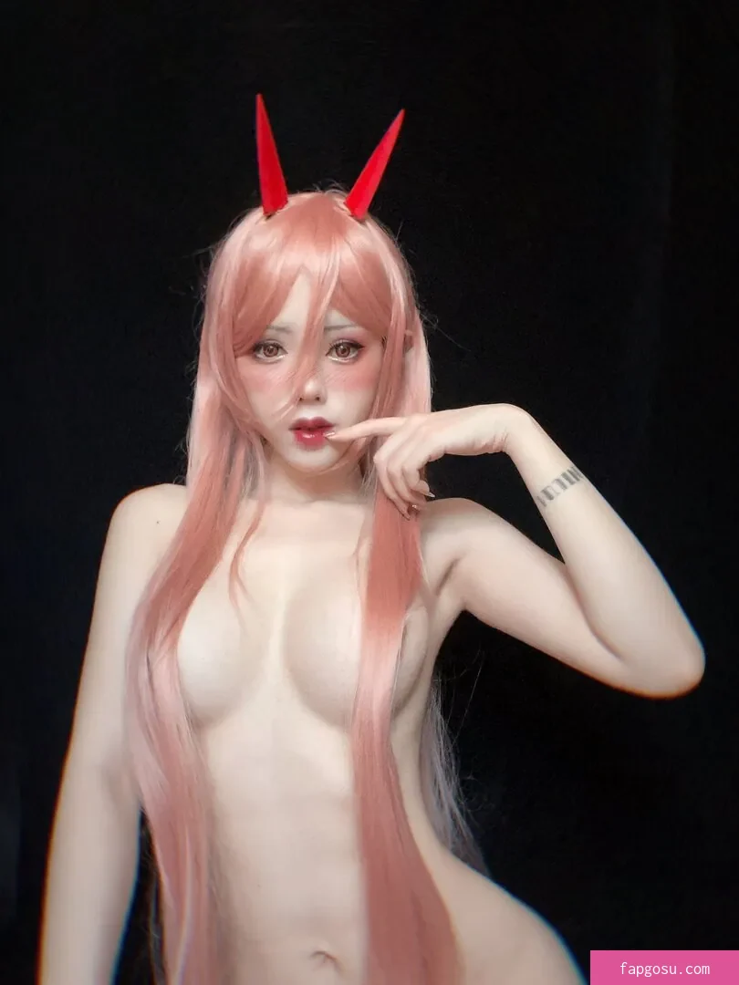 TiTi cosplay