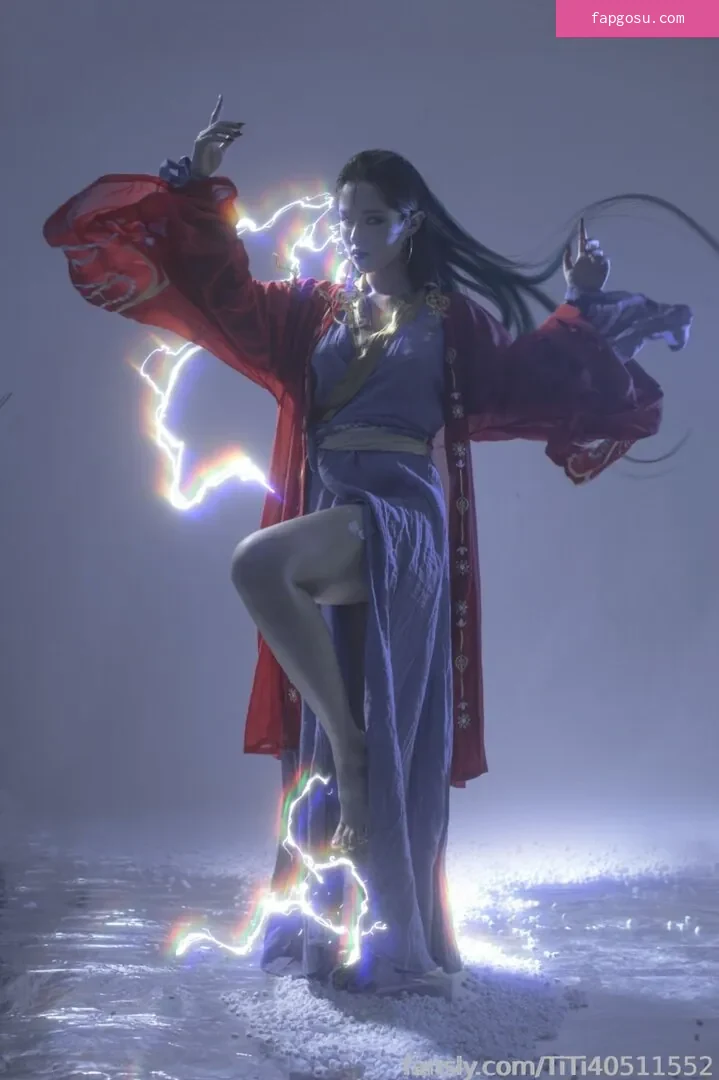 TiTi cosplay