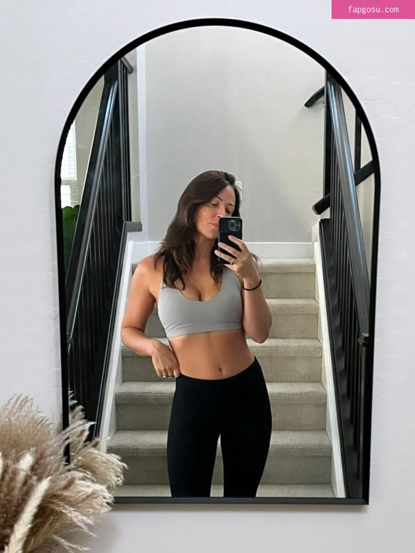 Tenille Dashwood