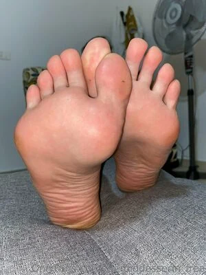 thegoddesserin_free content