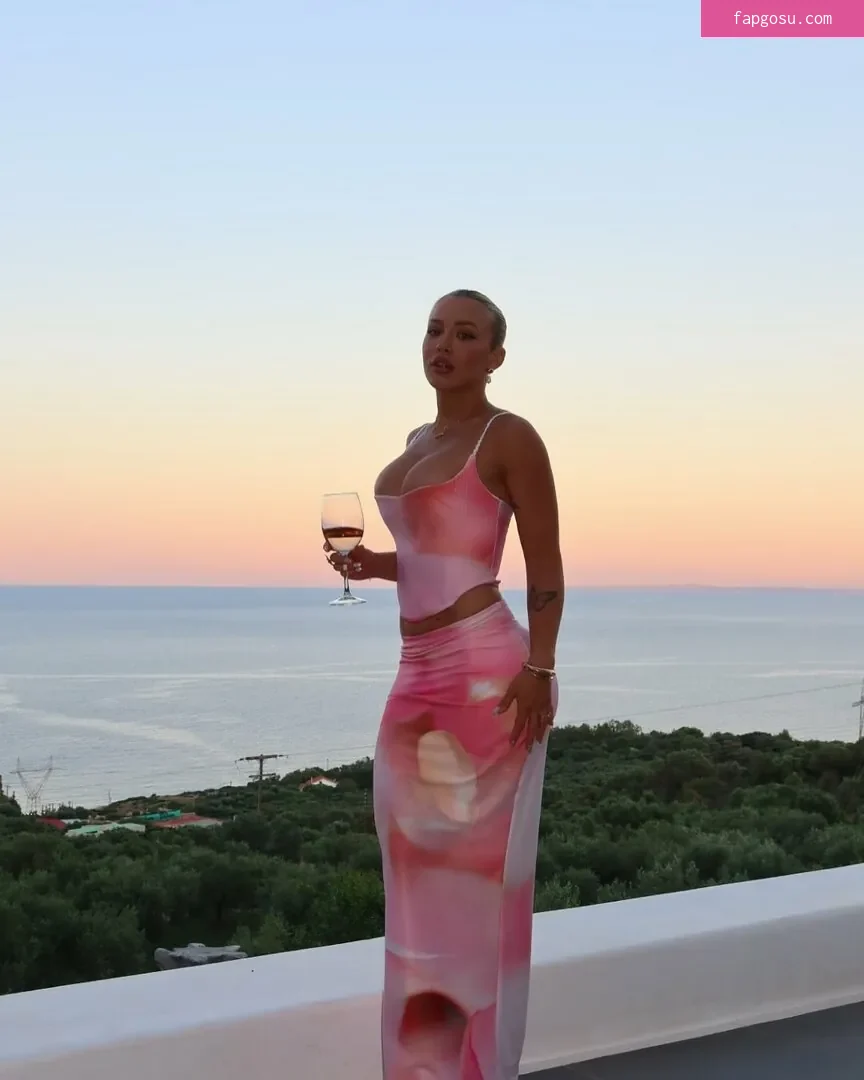 Tammy Hembrow