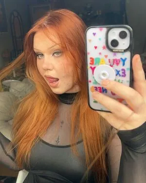 Taylor Hutchings content