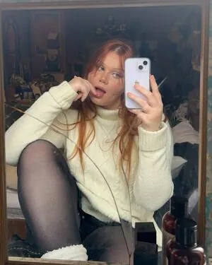 Taylor Hutchings content