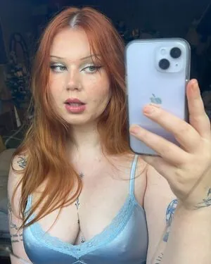 Taylor Hutchings content