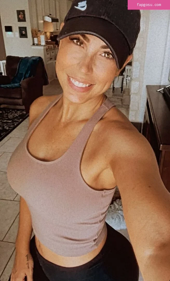 Texas hotwife Robyn.witha.y