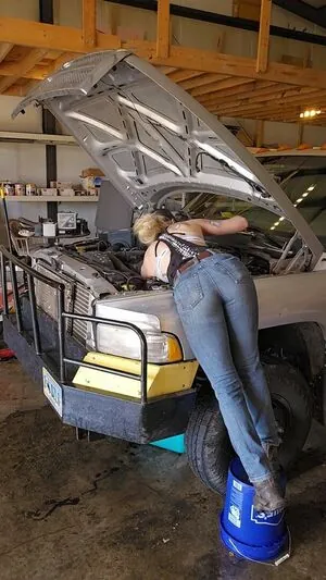 TheDieselQueen content