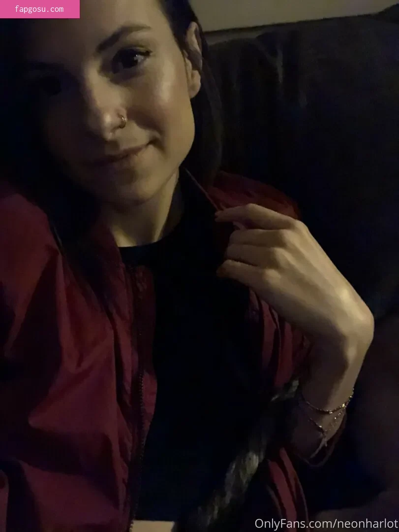 theneonharlot