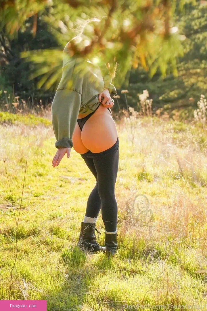 thenofacegirl
