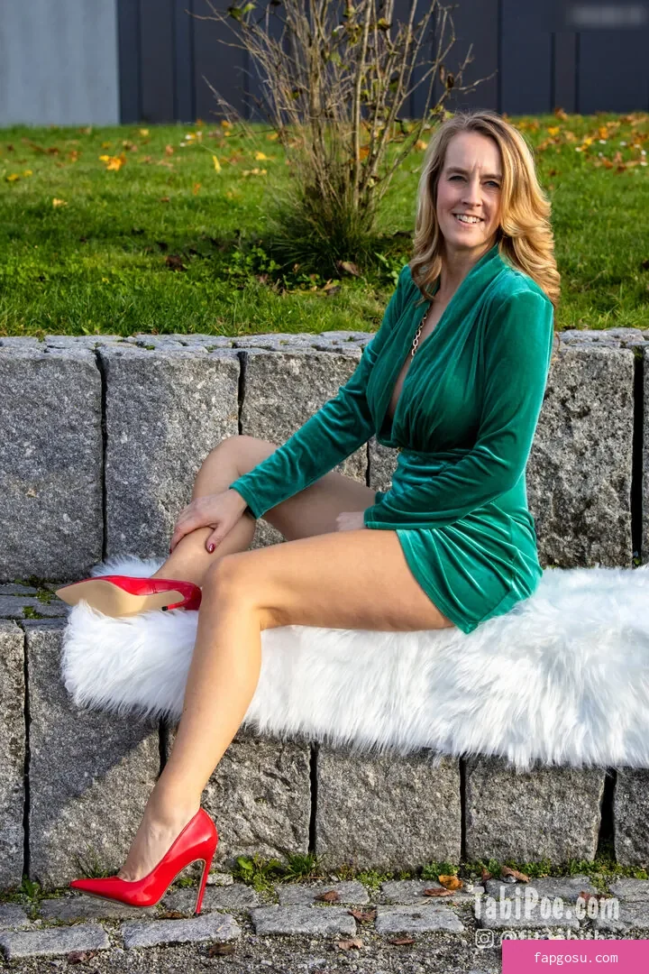Tabi Poe