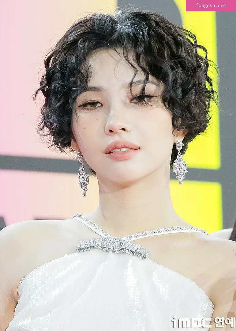 tiny.pretty.j