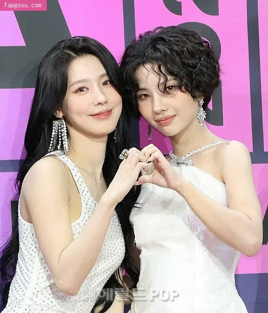 tiny.pretty.j