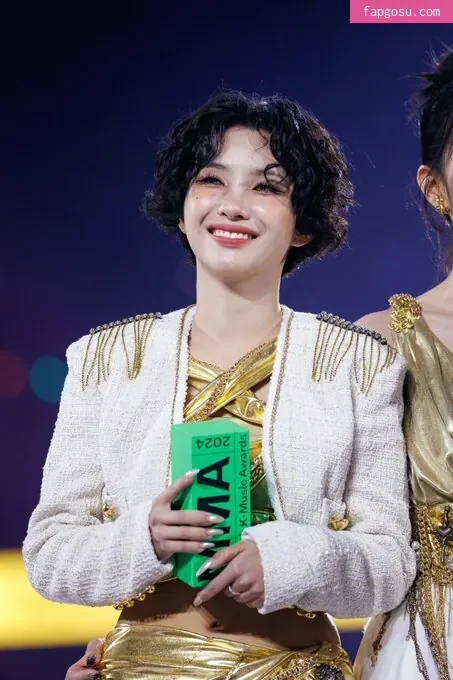 tiny.pretty.j