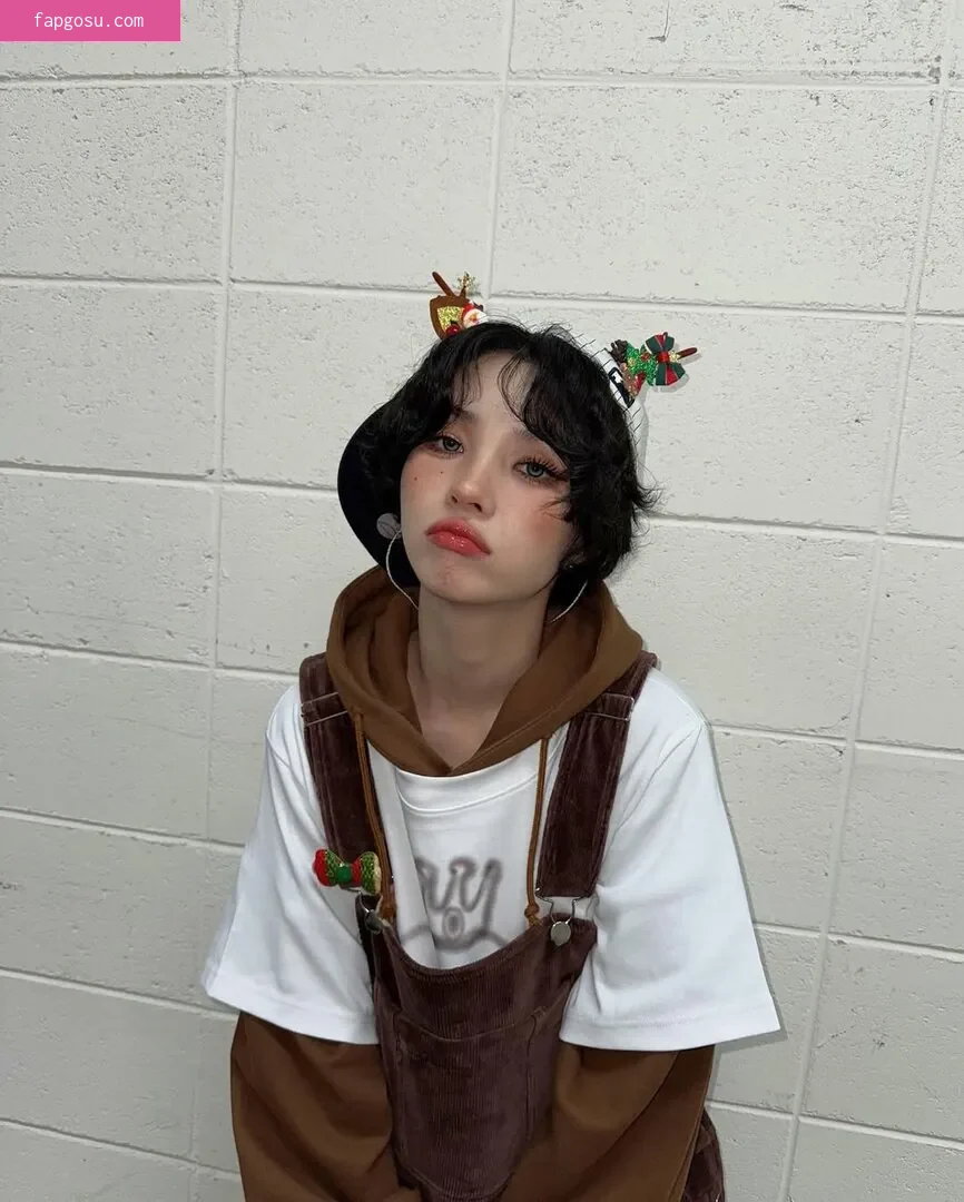 tiny.pretty.j