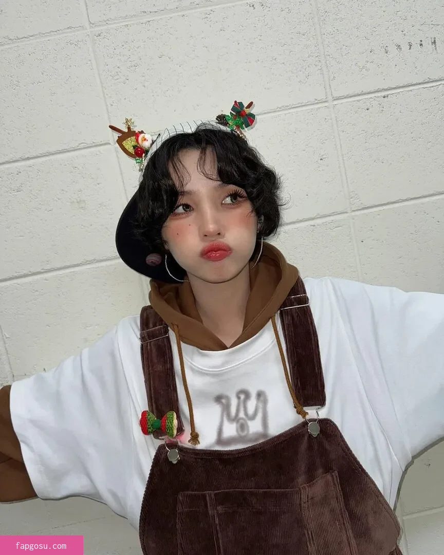 tiny.pretty.j