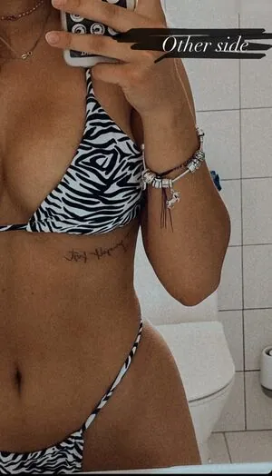 Tabea Querida content