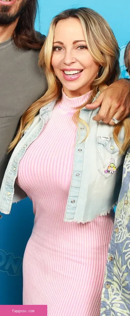 Tara Strong