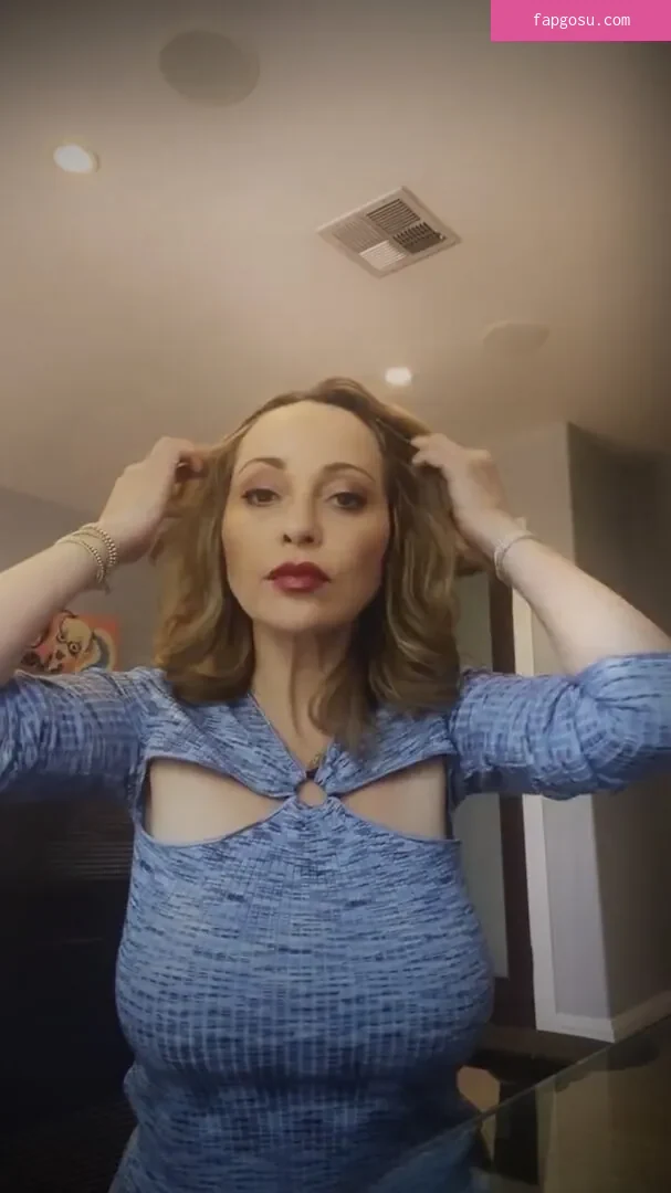 Tara Strong
