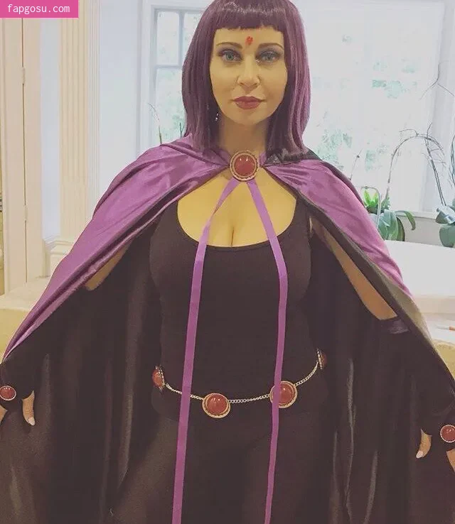 Tara Strong
