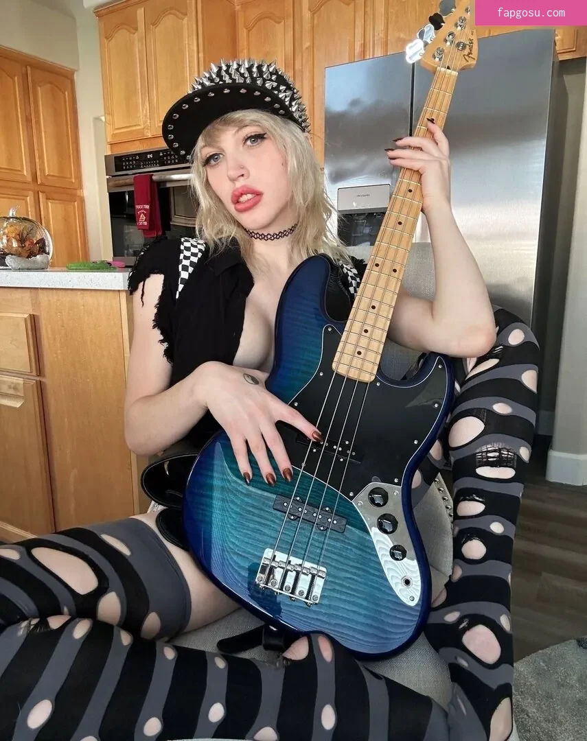 TsIzzyWilde