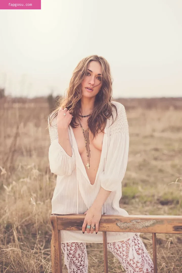 Tasya Teles