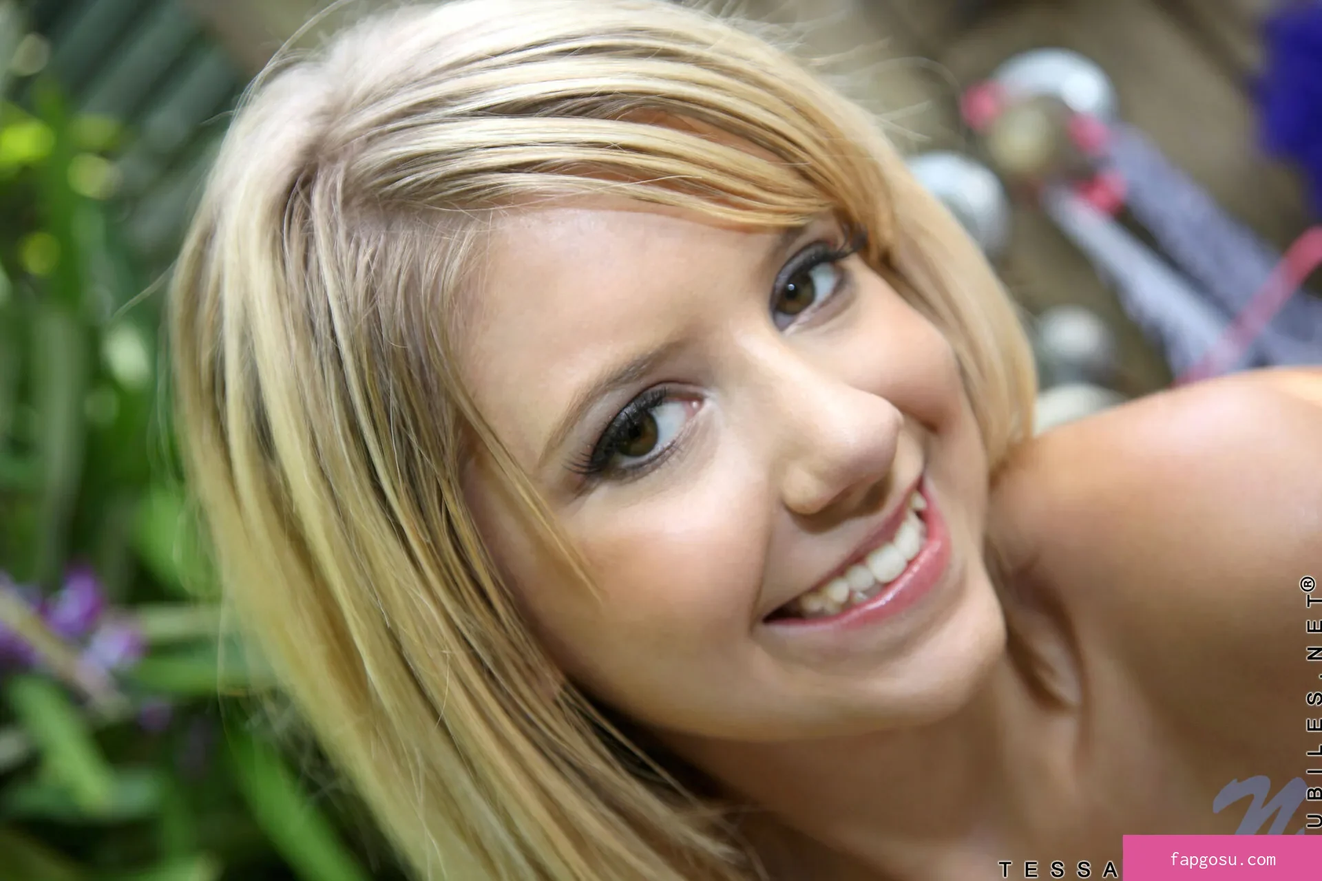 Tessa Taylor - Photo #285