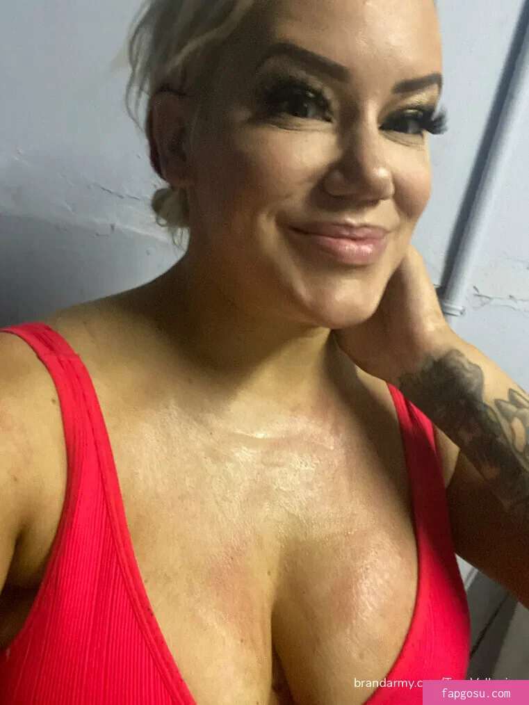 Taya Valkyrie
