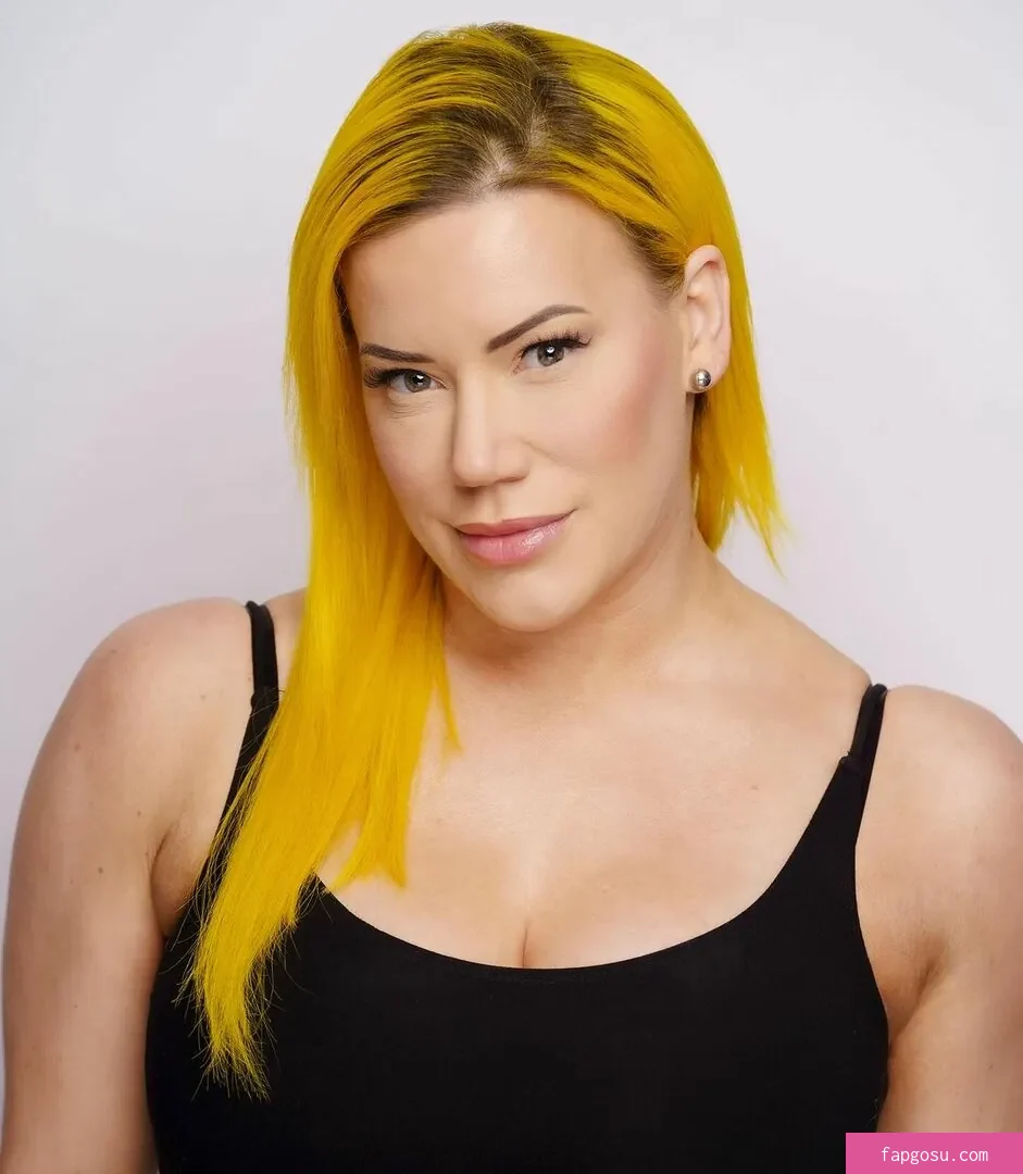 Taya Valkyrie