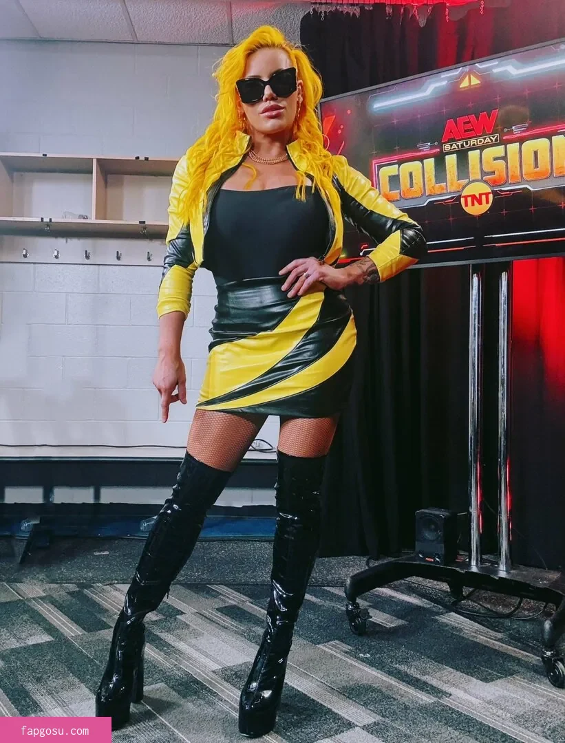 Taya Valkyrie
