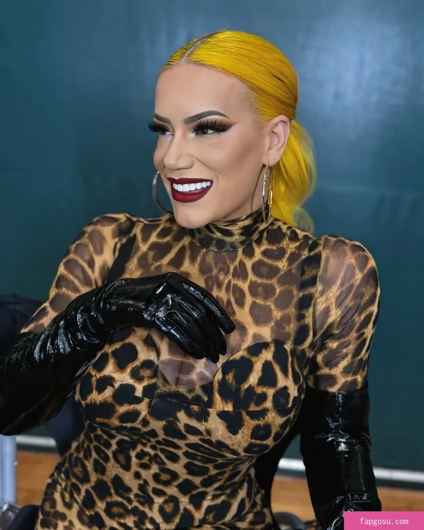 Taya Valkyrie