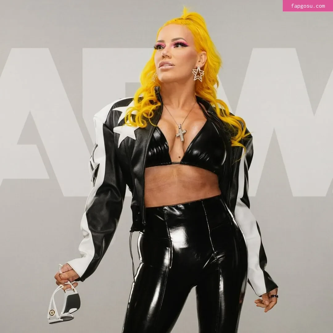 Taya Valkyrie