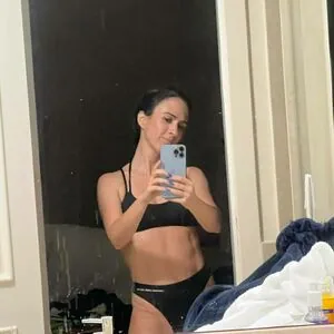 Tatá Werneck content